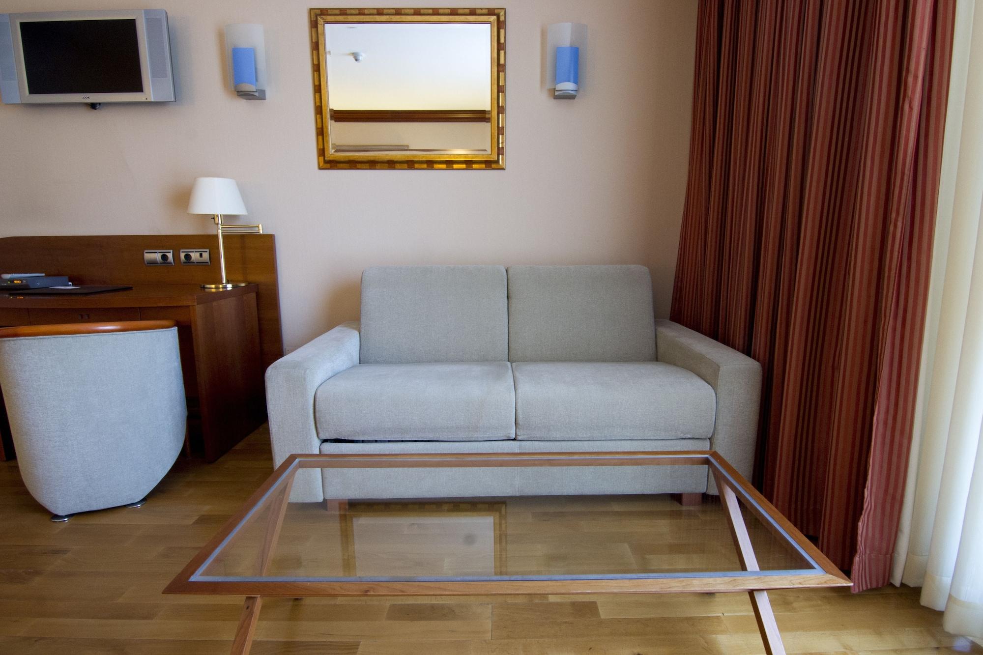 Hotel Amadeus Валадоид Екстериор снимка