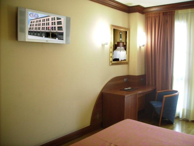 Hotel Amadeus Валадоид Стая снимка