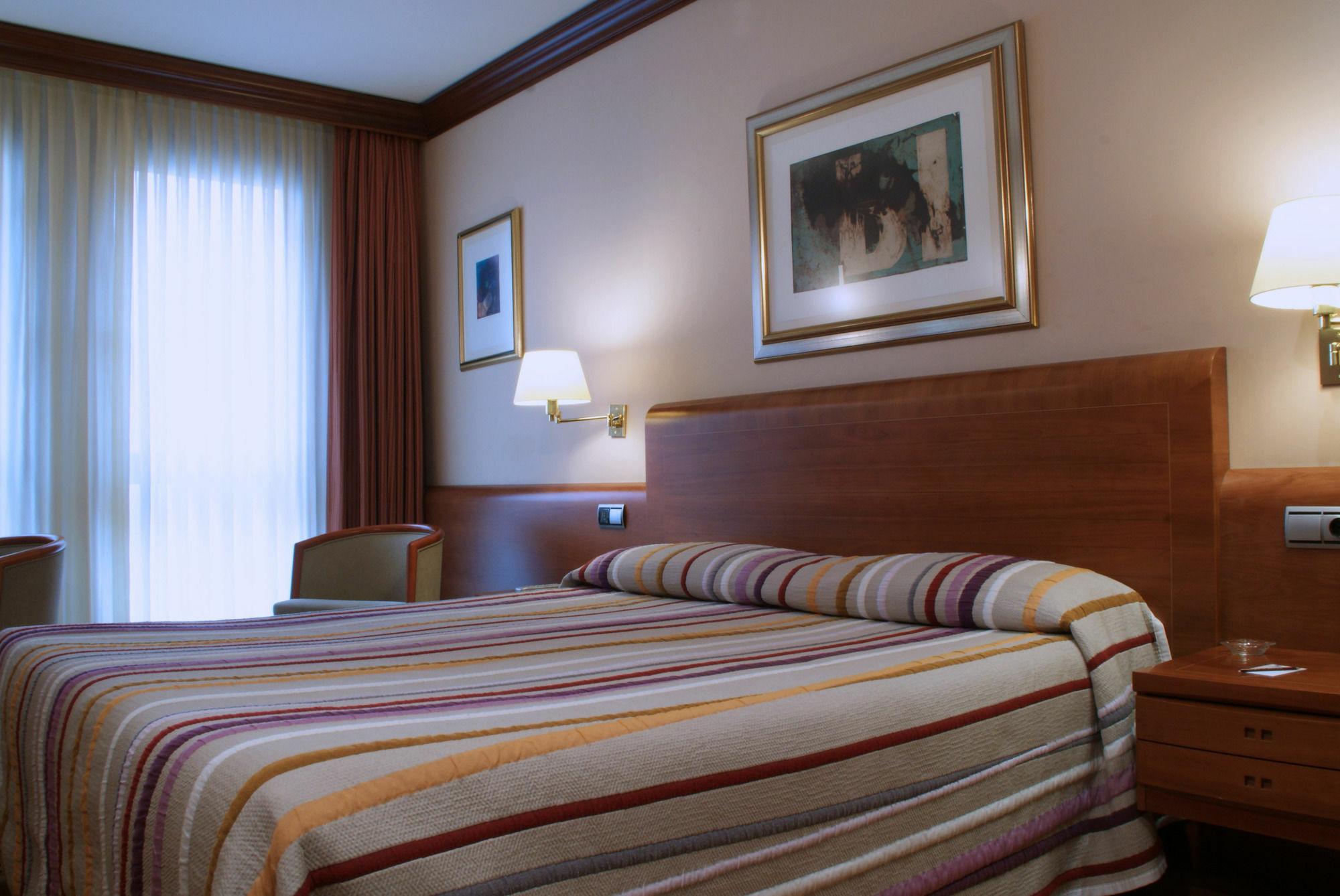 Hotel Amadeus Валадоид Екстериор снимка